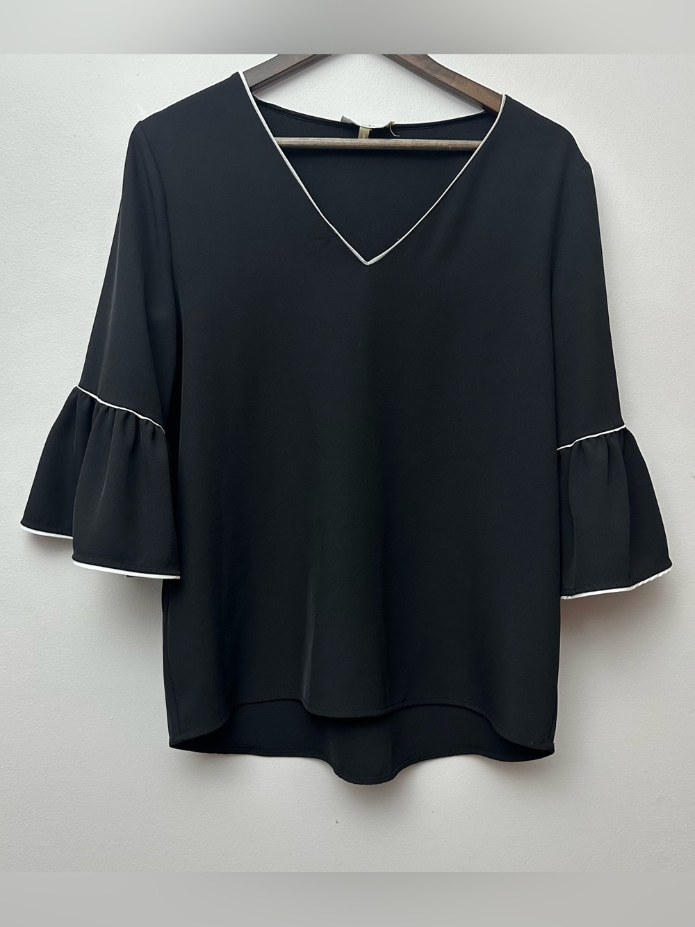 Women's Calvin Klein Large Black Blouse Bell Sleeves